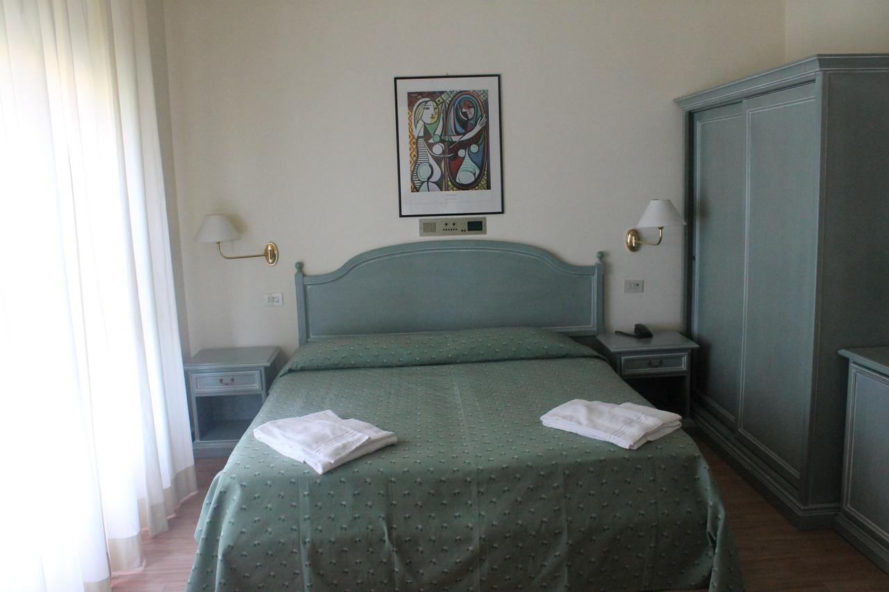 Hotel Silvi Silvi Marina Camera foto